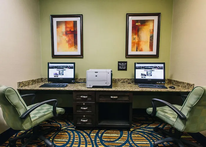 Hotel Hampton &