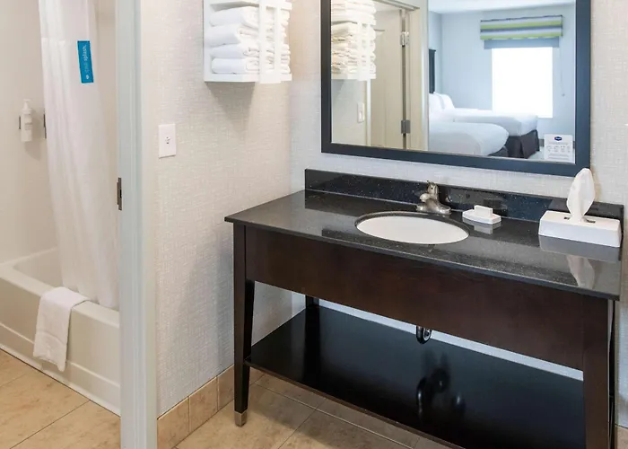Hotel Hampton & Effingham