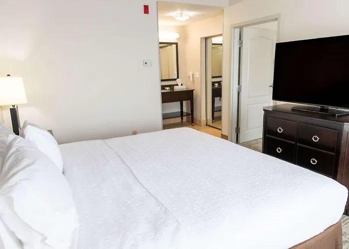 Hotel Hampton & Effingham