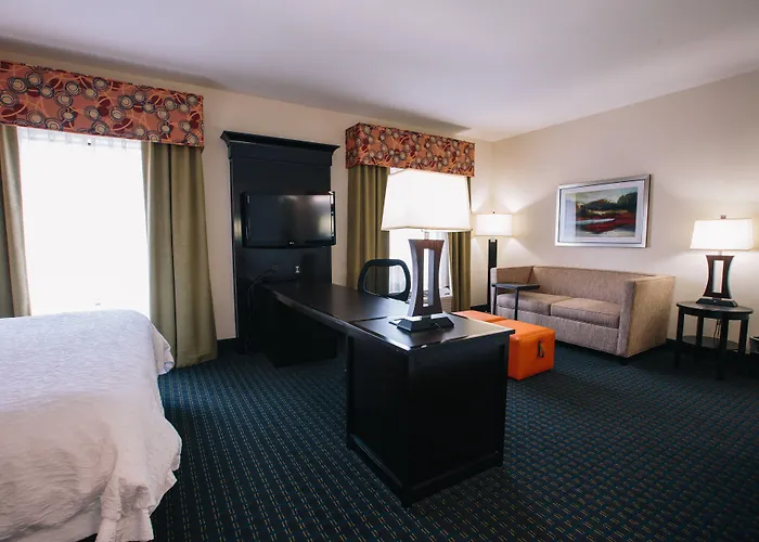 Hotel Hampton &