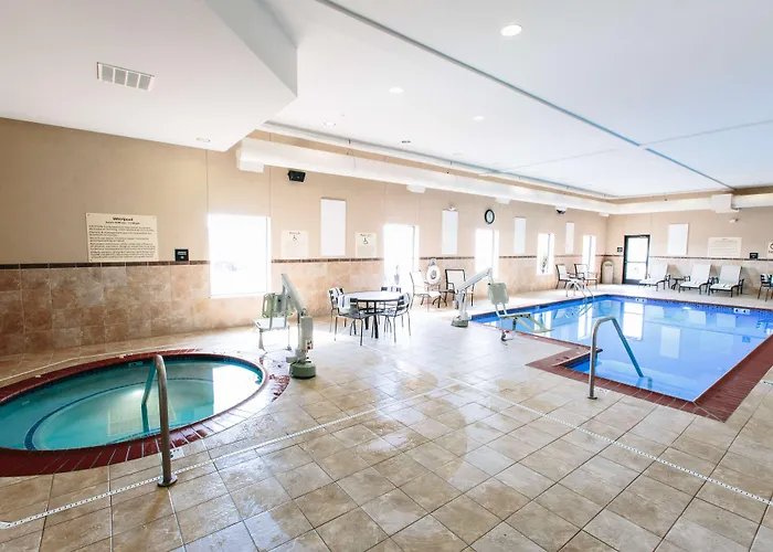 Hampton & Hotel Effingham