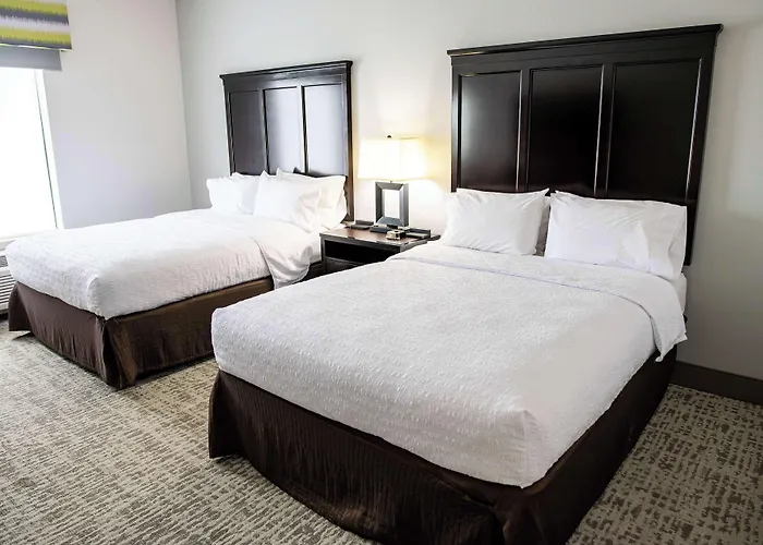 Hotel Hampton & Effingham